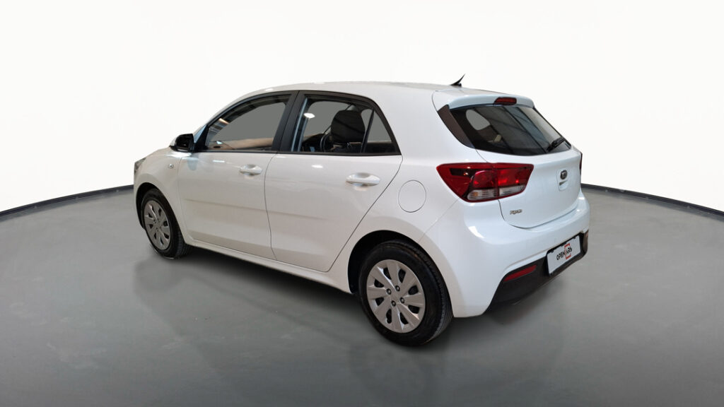 Kia Rio Style Plus | 1.2l 84hp | 2021