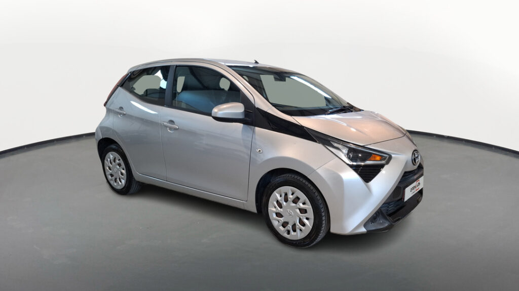 Toyota Aygo x-Play | 1.0l 72hp | 2021