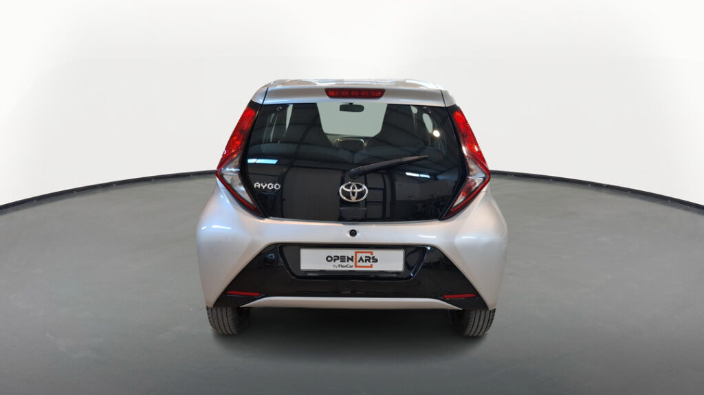 Toyota Aygo x-Play | 1.0l 72hp | 2021