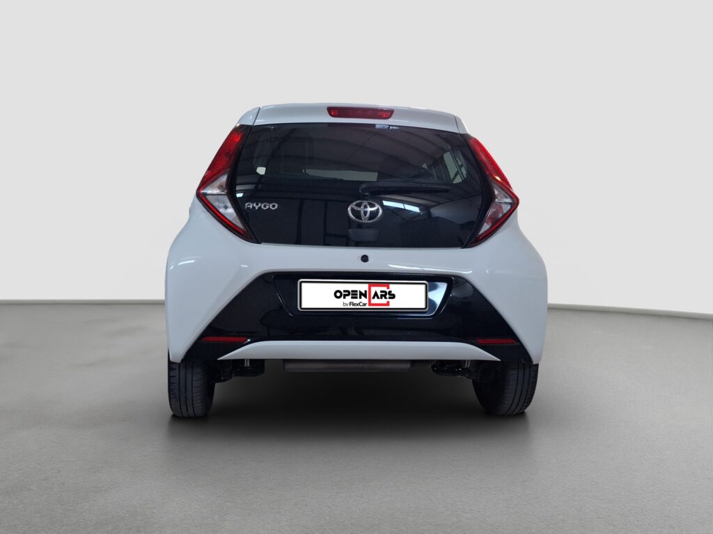 Toyota Aygo x-Play | 1.0I 70hp | 2020