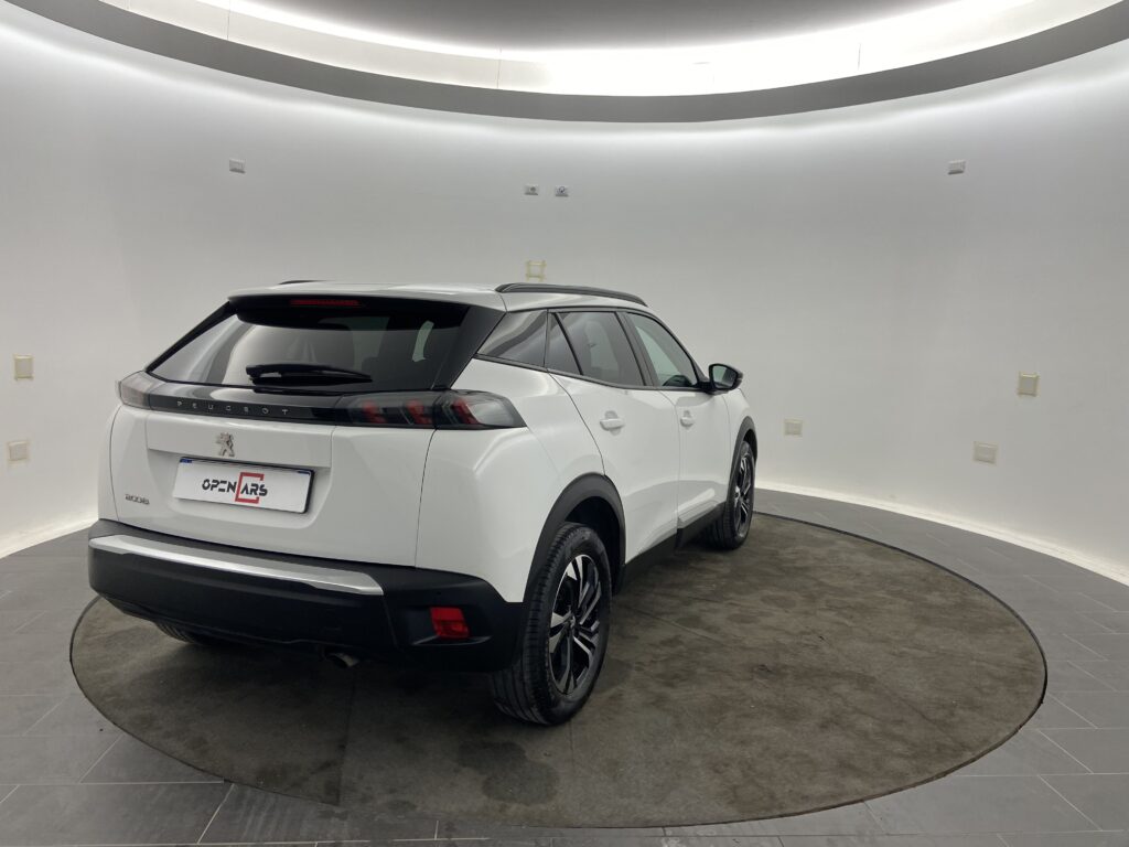 Peugeot 2008 Allure Pack 1.2 (2022)