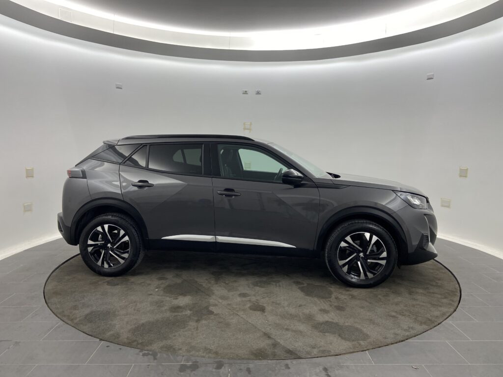 Peugeot 2008 Allure Pack 1.2 (2022)