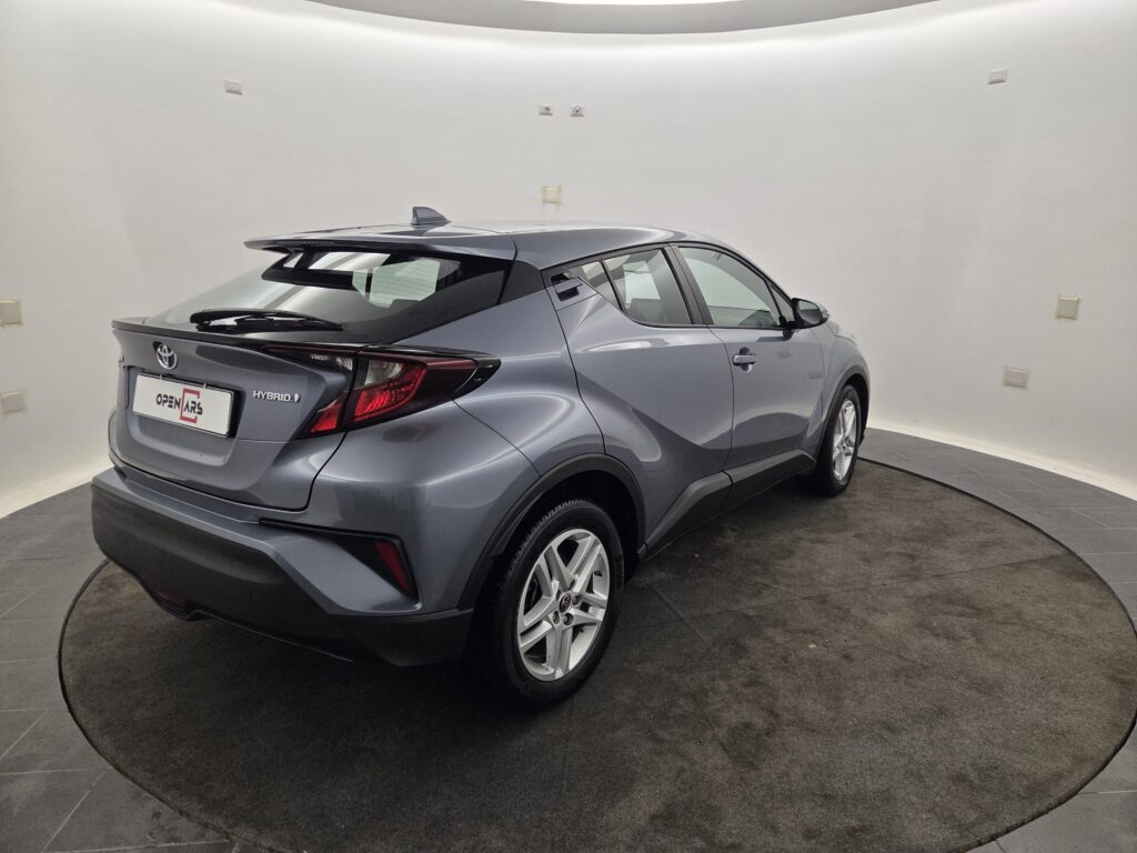 Toyota C-HR Active 1,8 122hp (2022)