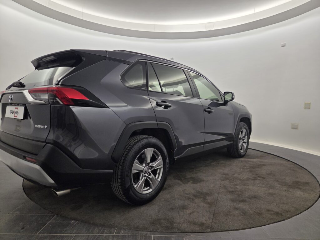 Toyota RAV4 Active 2.5 222hp (2022)