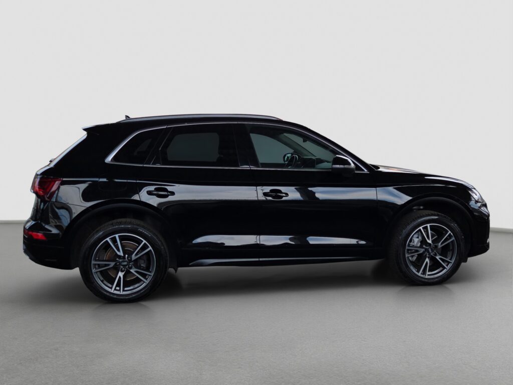 Audi Q5 Business 40 2.0 204hp (2022)