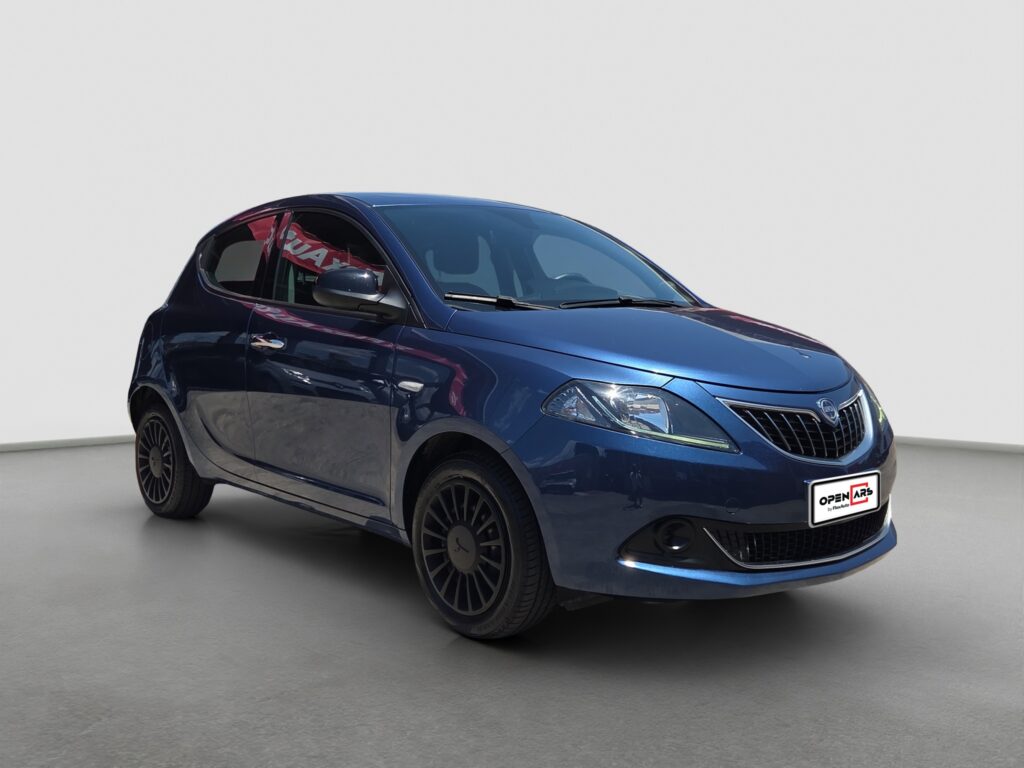 Lancia Ypsilon Silver 69hp (2022)