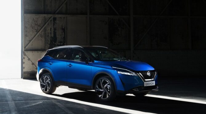 Nissan Qashqai μπλε