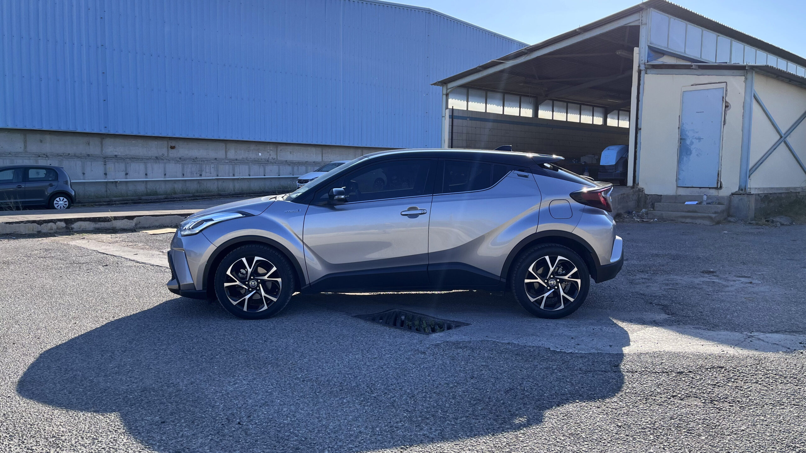 toyota-chr-c-club-bi-tone-1-8l-122hp-2020-opencars